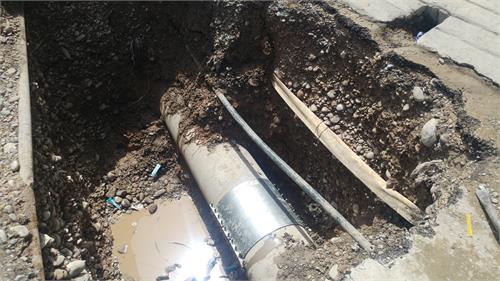قدردانی آبفا اندیمشک از صبوری شهروندان پس از پایان عملیات تعمیر شبکه توزیع آب کوی رسالت